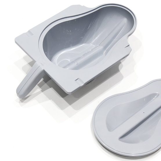 Commode-Pan-with-Lid Raz Design Inc